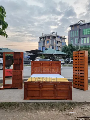 Bedroom Set Kalii Mbao Ngumu