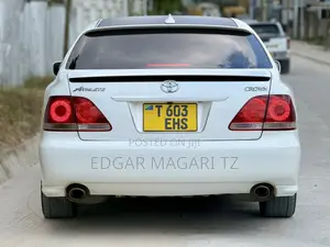 Toyota Crown 2007 White