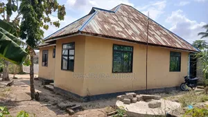 Furnished 4bdrm Block of Flats in Temeke for sale