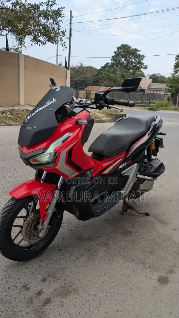 Honda 2025 Red