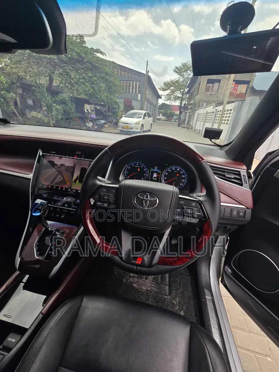 Toyota Harrier 2016 Silver