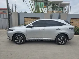Toyota Harrier 2016 Silver