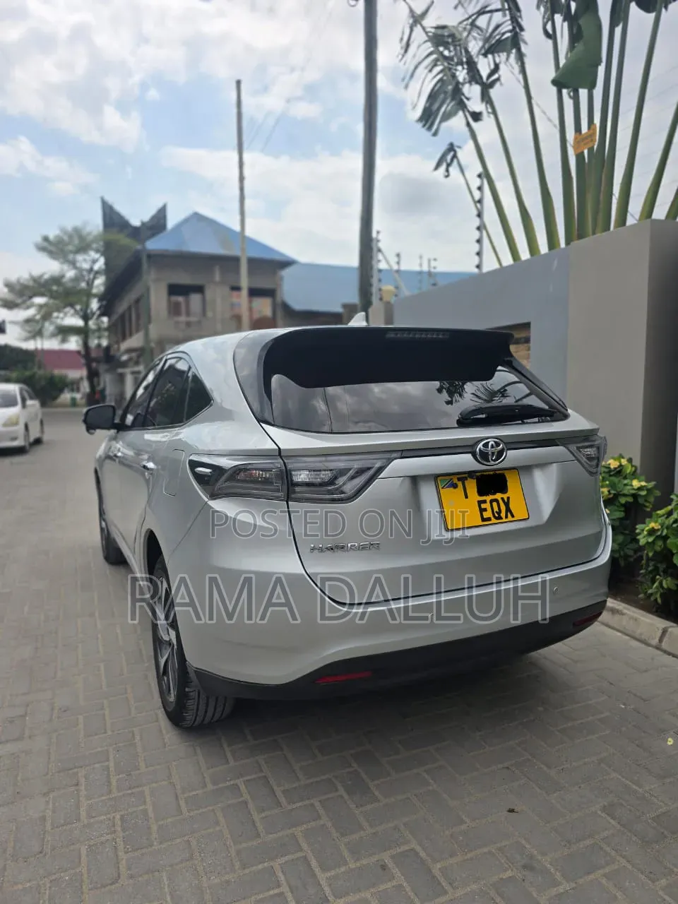 Toyota Harrier 2016 Silver