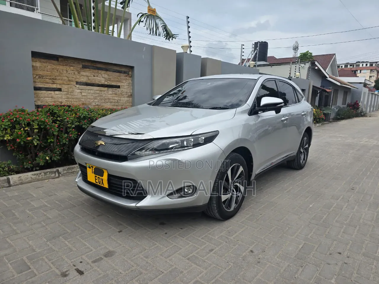 Toyota Harrier 2016 Silver