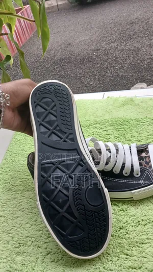 Unisex Sneakers