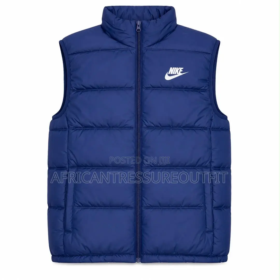 Nike Men Puffer Vest Featuring Contrasting White Logo |Nike