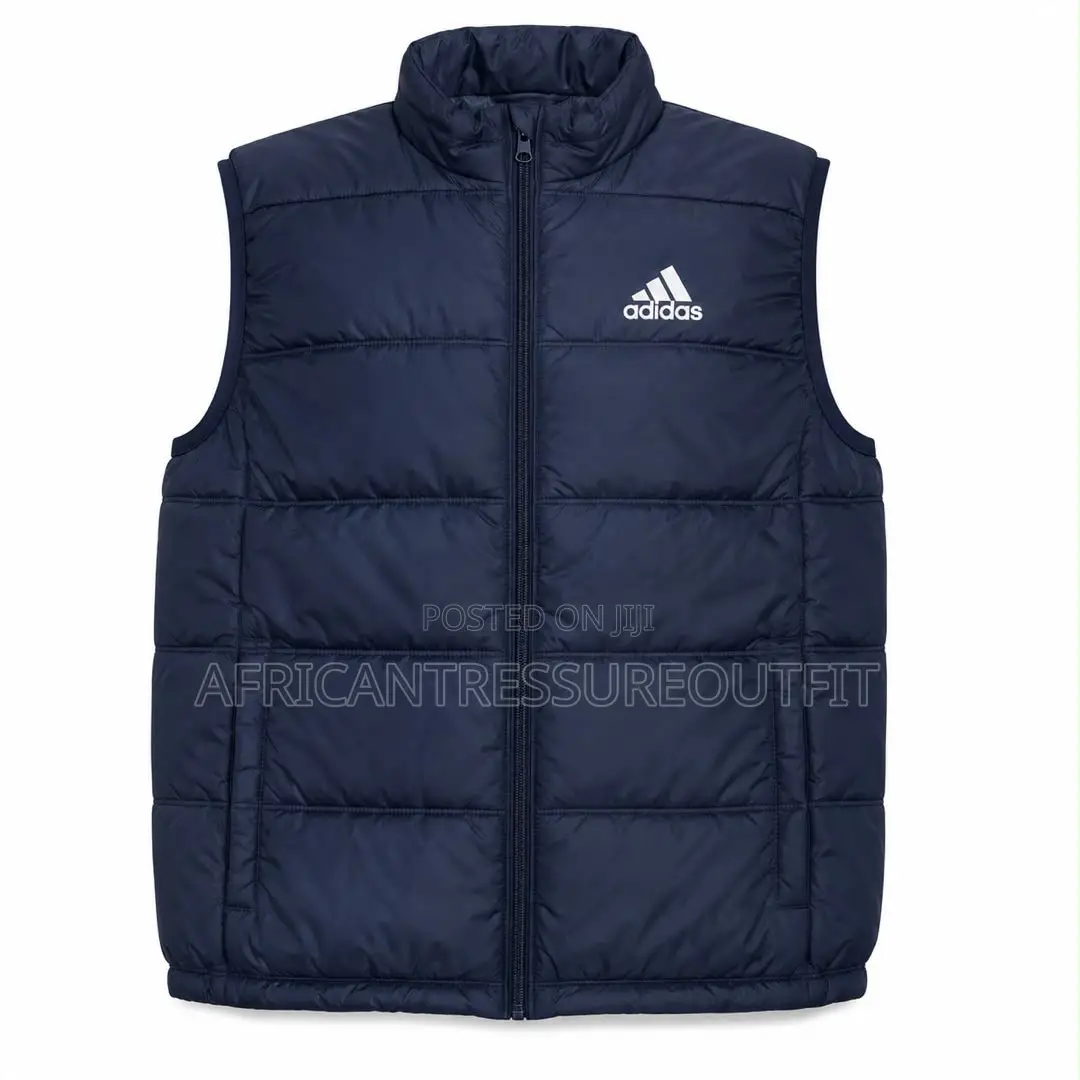 Nike Men Puffer Vest Featuring Contrasting White Logo |Nike