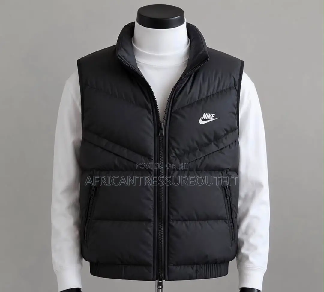 Nike Men Puffer Vest Featuring Contrasting White Logo |Nike