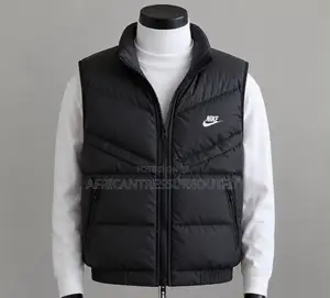 Nike Men Puffer Vest Featuring Contrasting White Logo |Nike