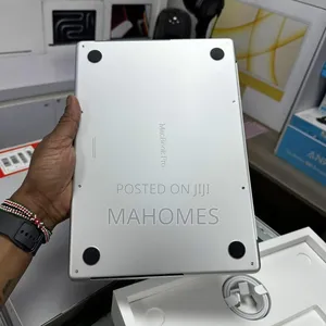 New Laptop Apple MacBook Pro 2024 M3 Max 36GB Apple M3 Max SSD 1T
