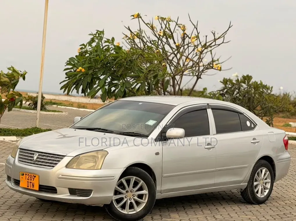 Toyota Premio 2004