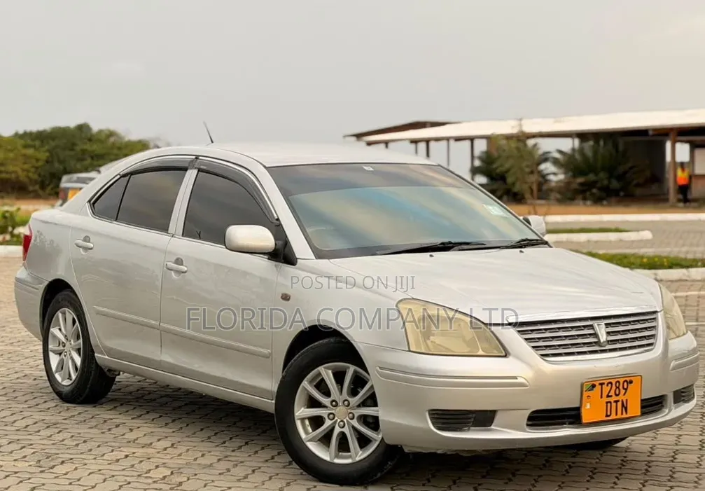 Toyota Premio 2004