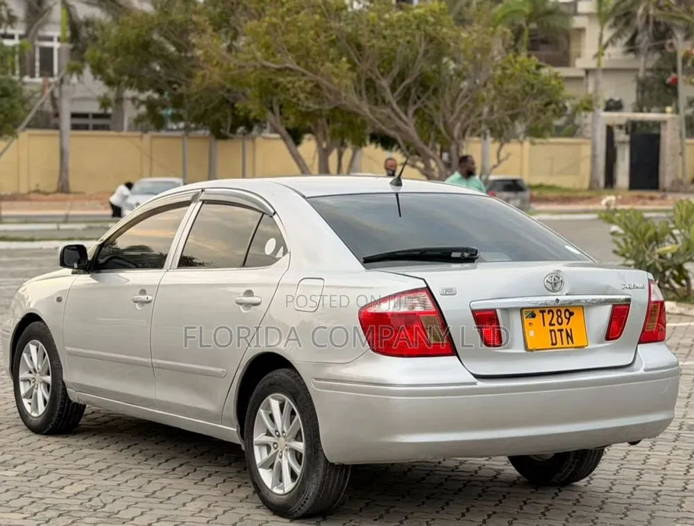 Toyota Premio 2004