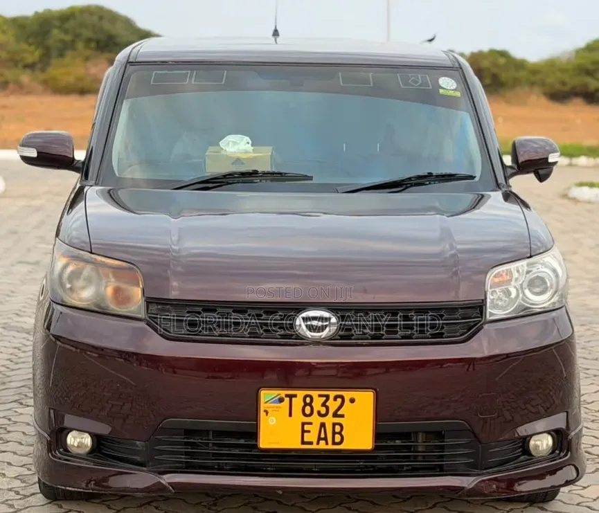Toyota Corolla Rumion 2010