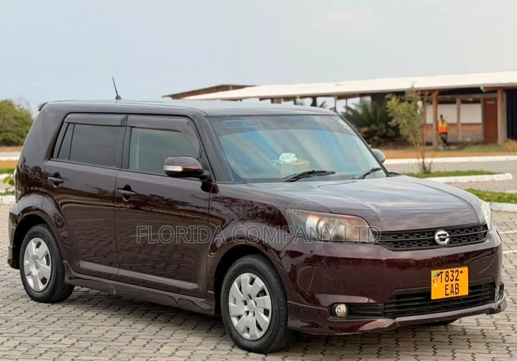 Toyota Corolla Rumion 2010