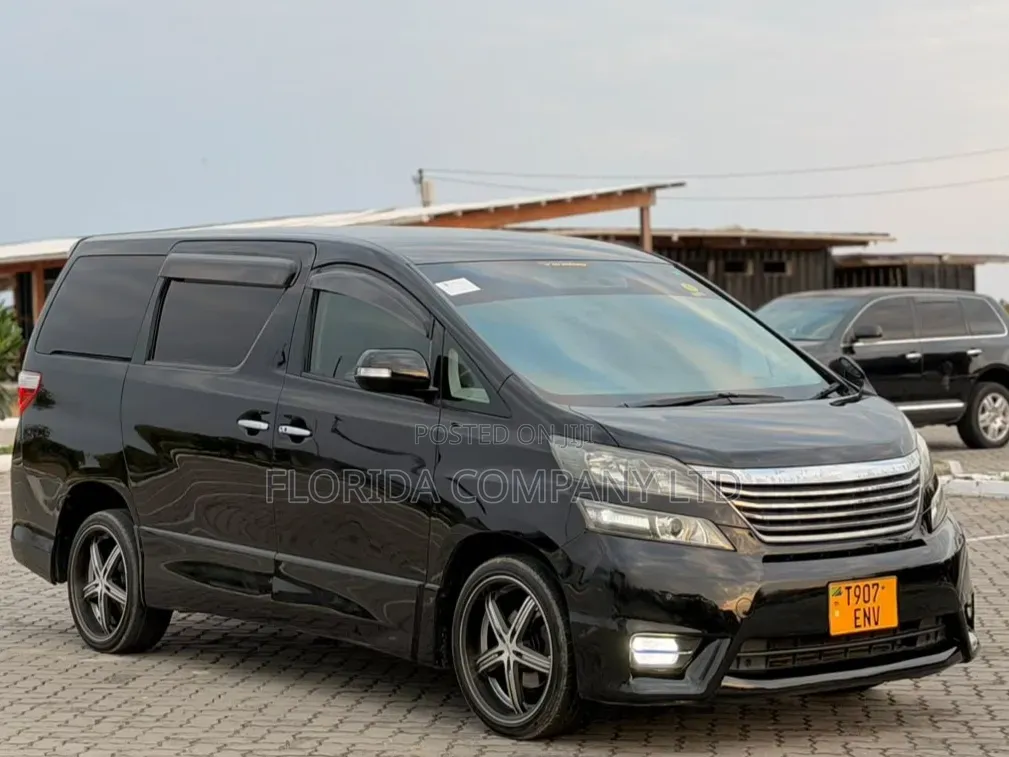 Toyota Vellfire 2009 Black