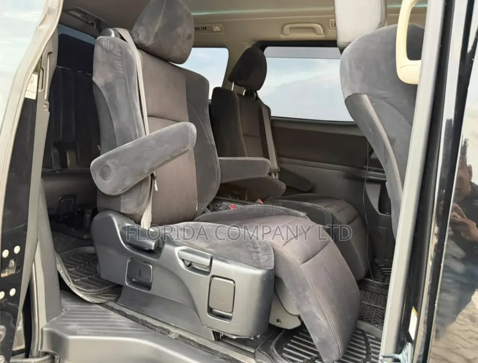Toyota Vellfire 2009 Black