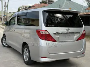 Toyota Alphard 2.4 Petrol AWD 2009 Silver