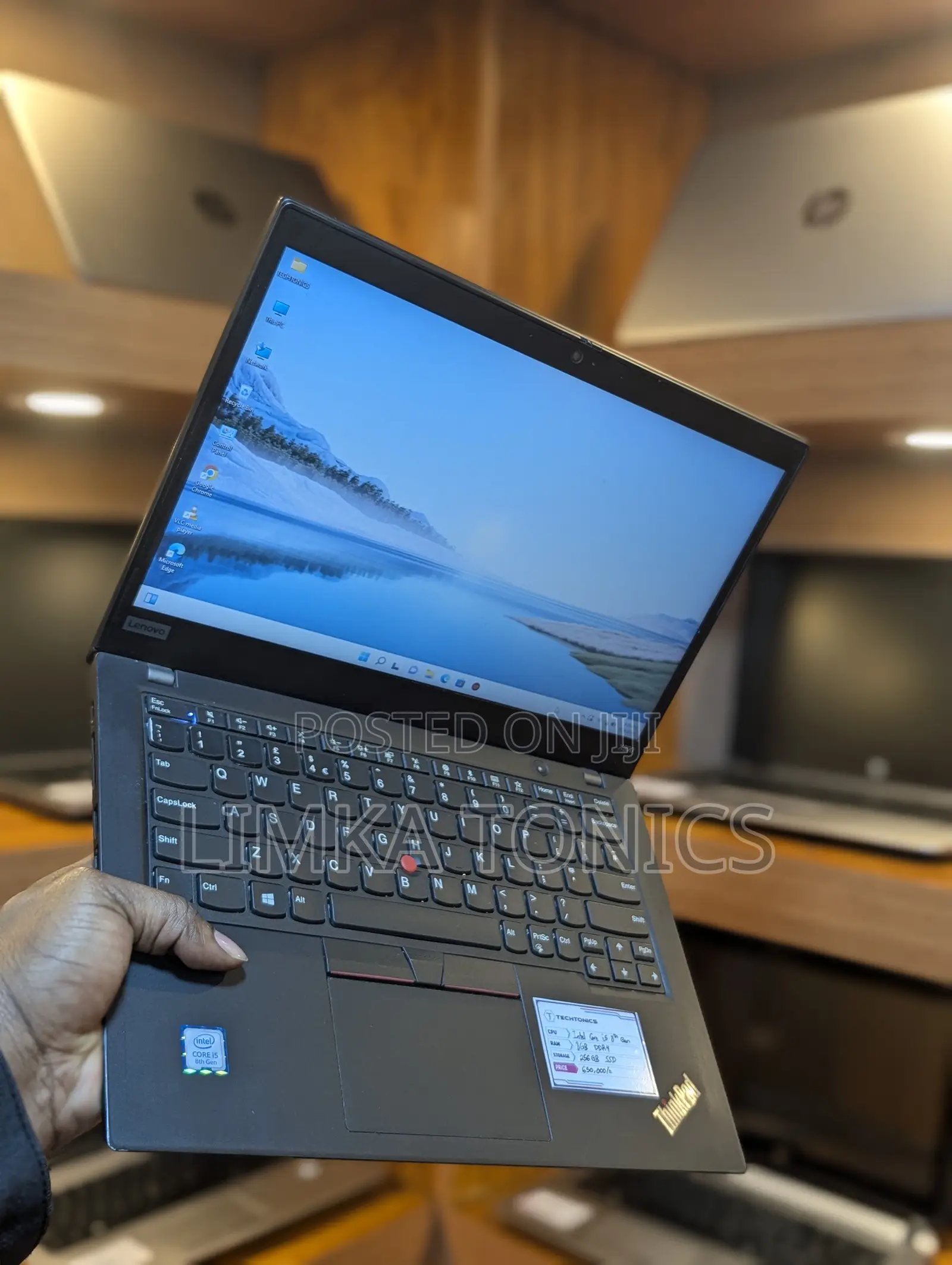 New Laptop Lenovo ThinkPad X390 8GB Intel Core i5 SSD 256GB