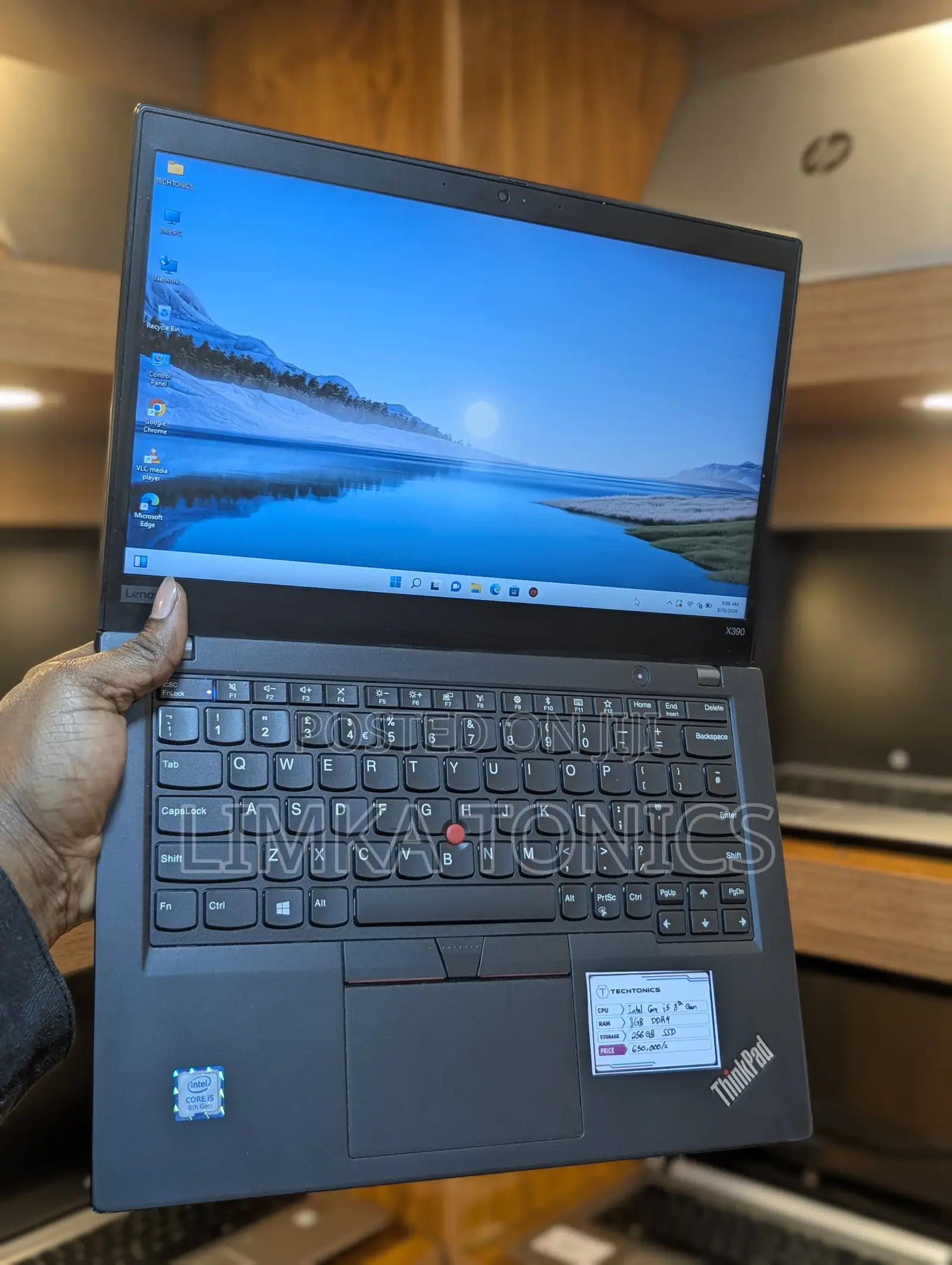 New Laptop Lenovo ThinkPad X390 8GB Intel Core i5 SSD 256GB