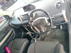 Toyota IST 2004 Black