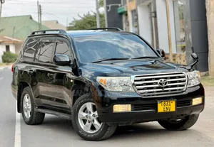 Toyota Land Cruiser 2010 Black