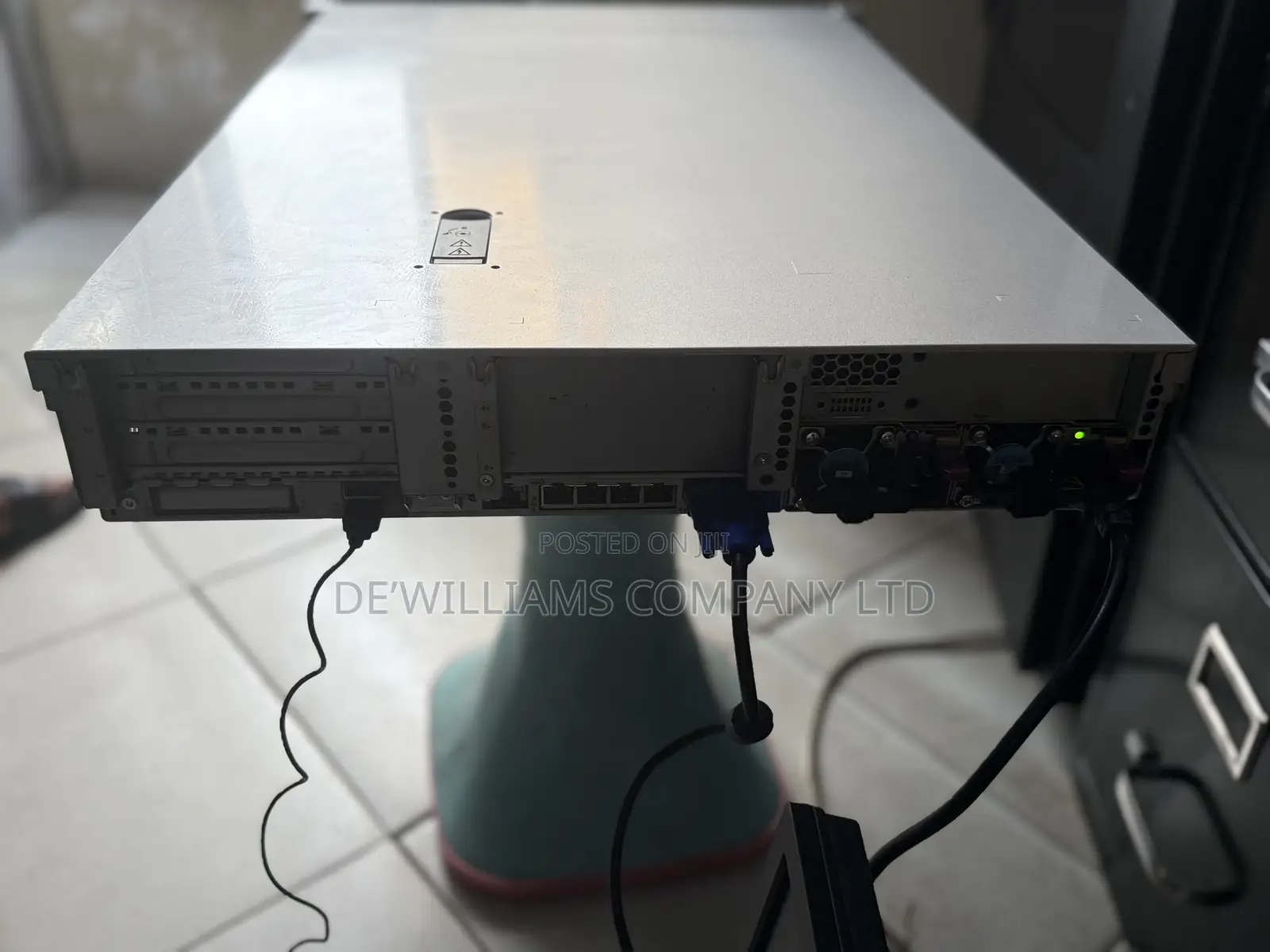 Server HP ProLiant DL380 Gen9 64GB Intel Xeon SSD 750GB