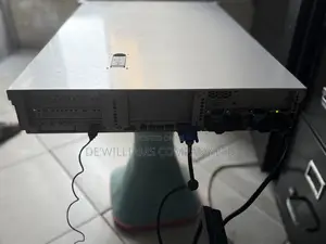Server HP ProLiant DL380 Gen9 64GB Intel Xeon SSD 750GB