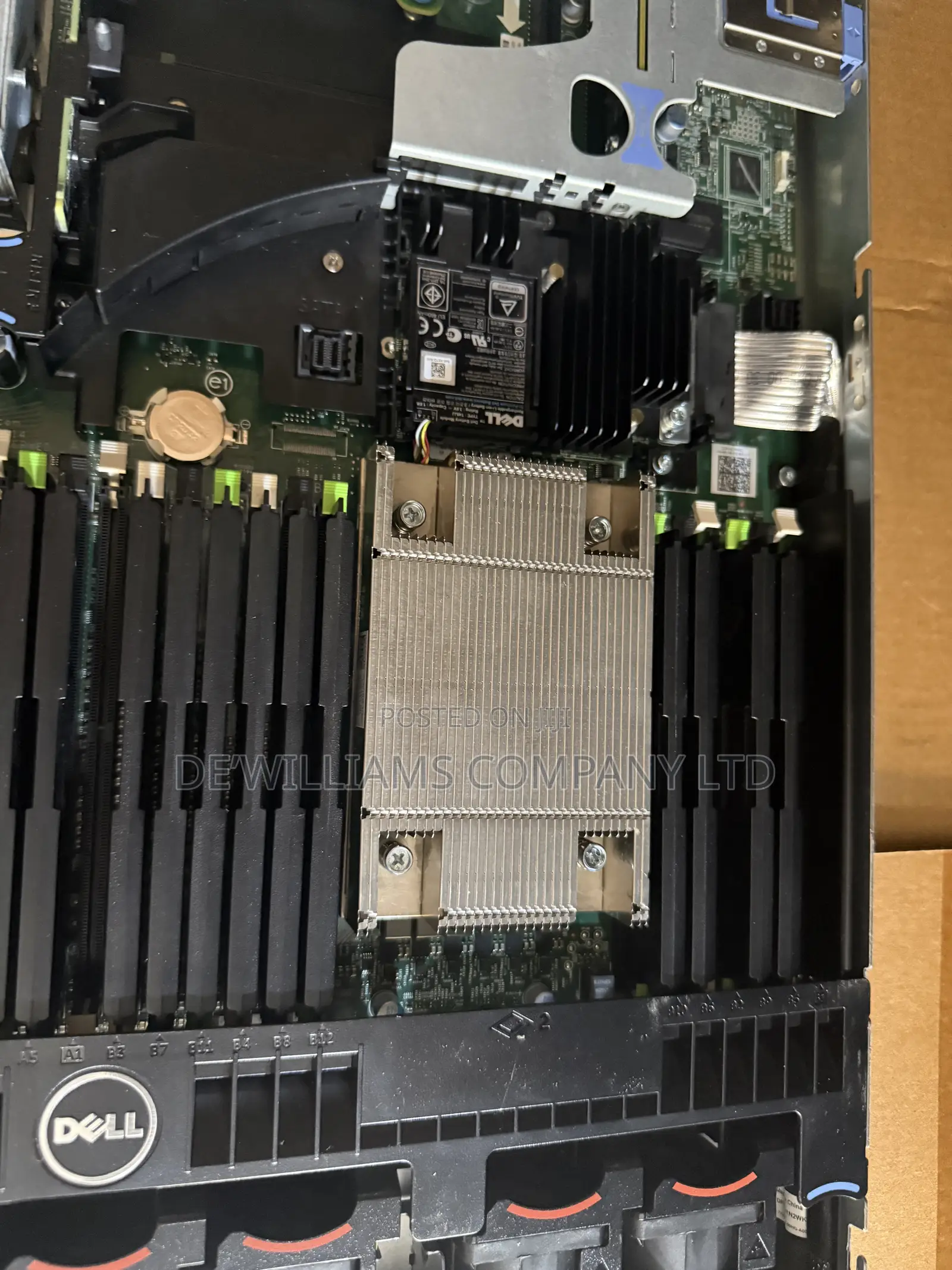 Server Dell Poweredge R630 16GB Intel Xeon SSD 750GB