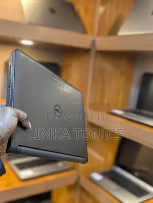 New Laptop Dell Latitude E3350 8GB Intel Core i5 HDD 500GB