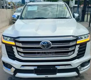 Toyota Land Cruiser 2023 White