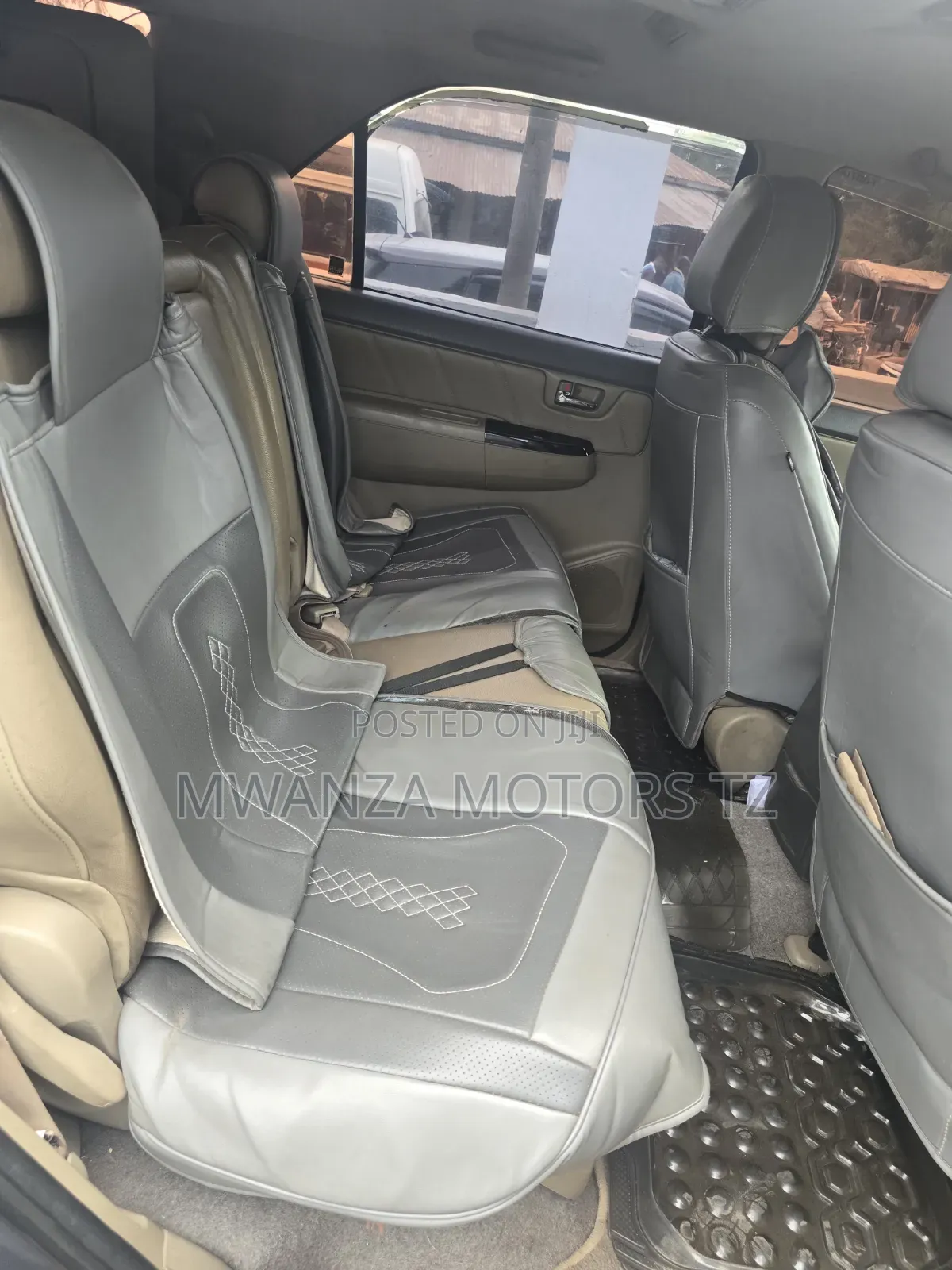 Toyota Fortuner 2013 Gray