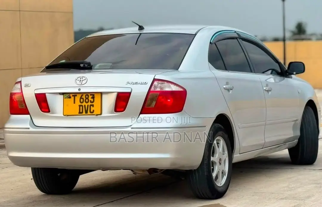 Toyota Premio 2004 Silver
