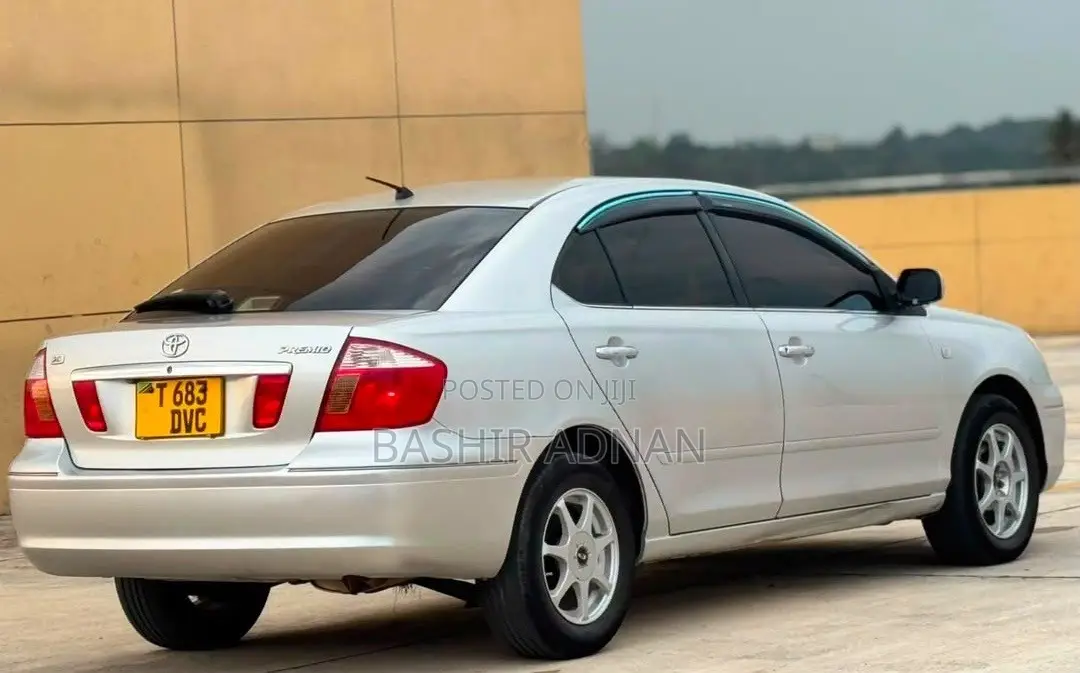 Toyota Premio 2004 Silver