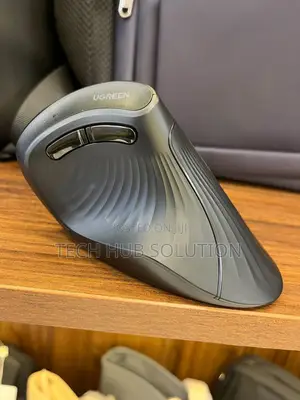 Ugreen MU008 Vertical Ergonomic Wireless Mouse