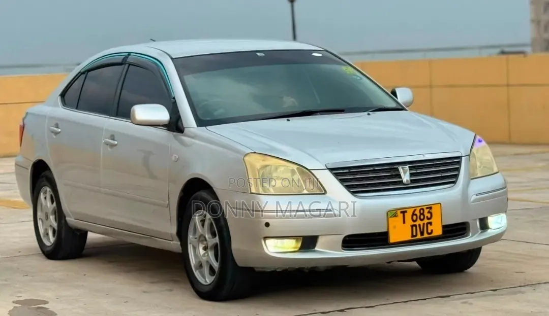 Toyota Premio 2005 Silver