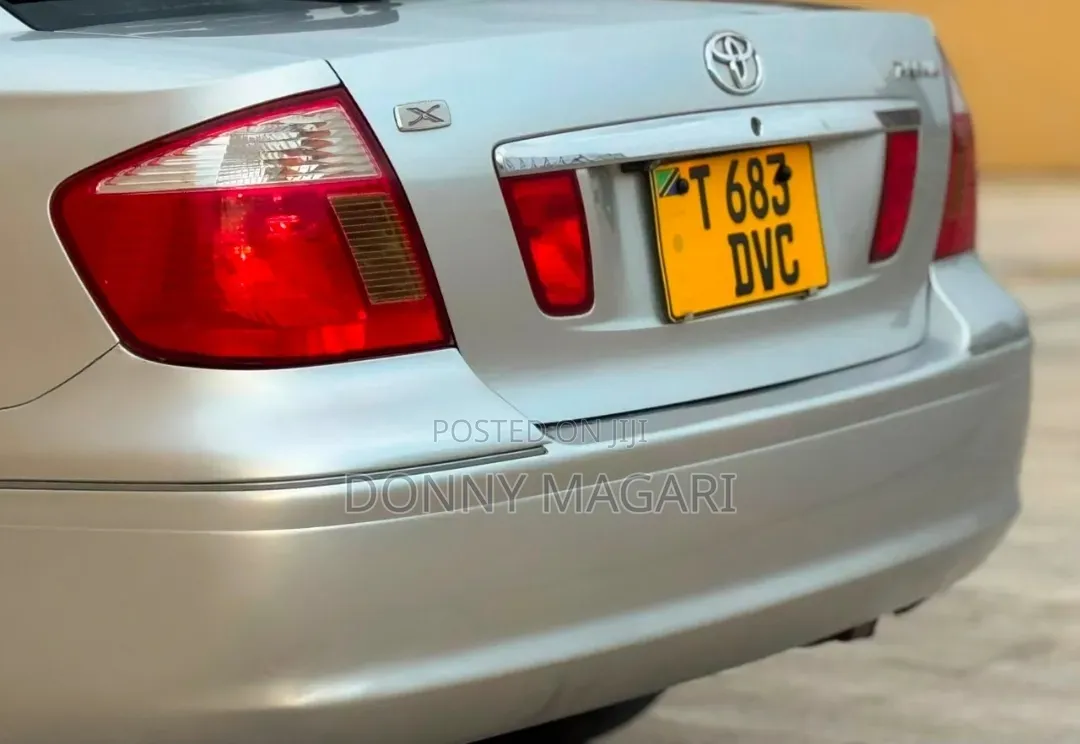 Toyota Premio 2005 Silver