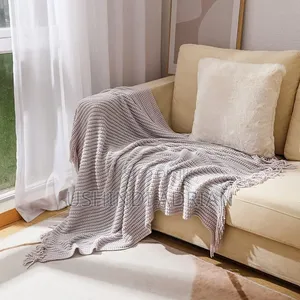 THROW BLANKETTsh 60,000/= TU!