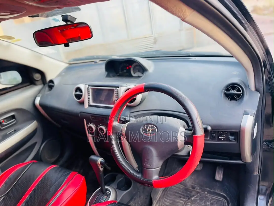 Toyota IST 2006 Blue