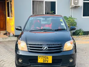 Toyota IST 2006 Blue