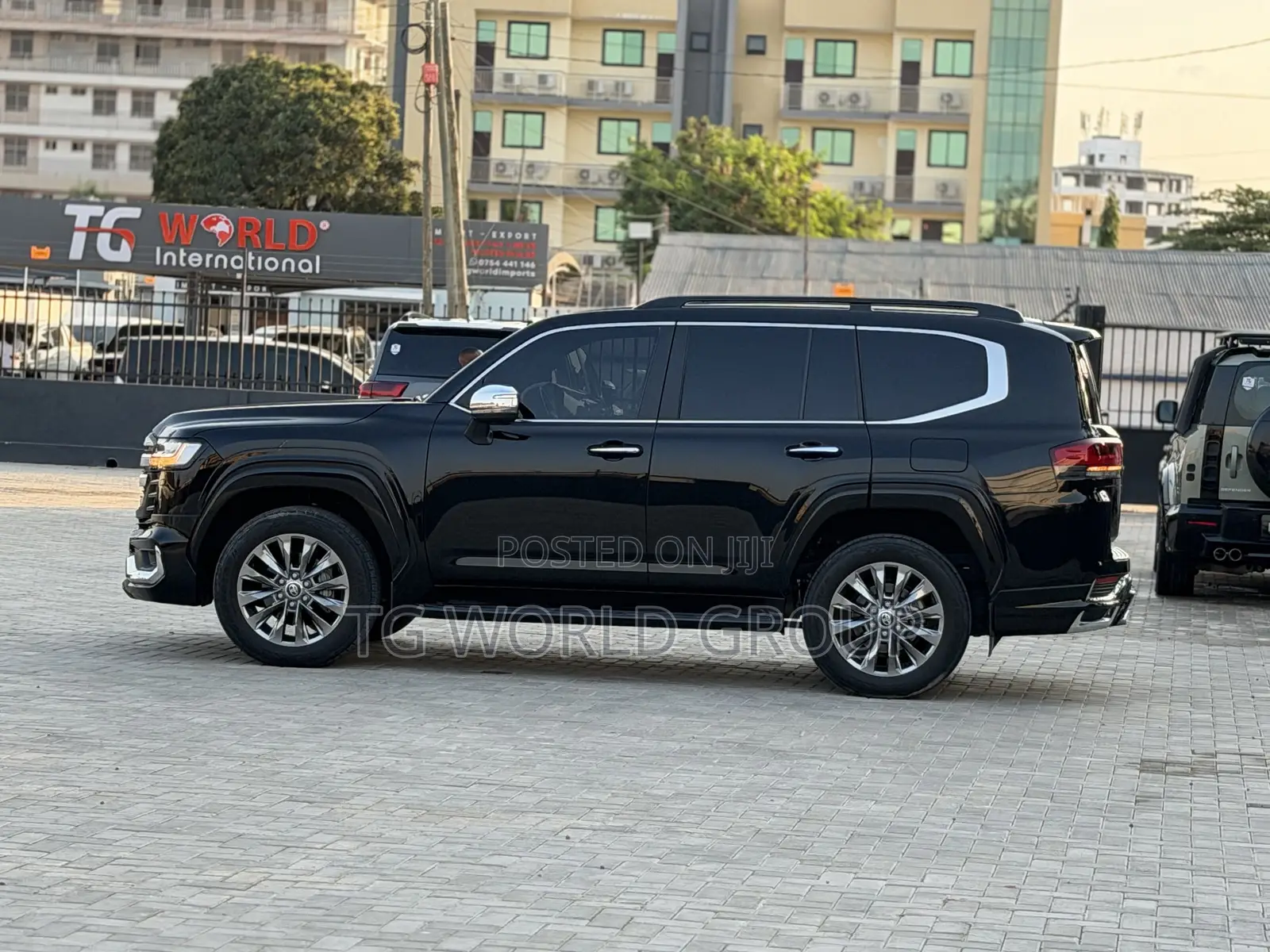 Toyota Land Cruiser LC300 2023 Black