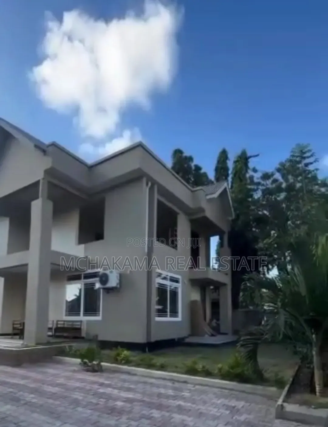 5bdrm Block of Flats in Mchakama Real Estate, Kunduchi for sale