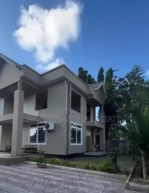 5bdrm Block of Flats in Mchakama Real Estate, Kunduchi for sale