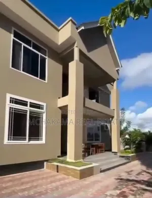 5bdrm Block of Flats in Mchakama Real Estate, Kunduchi for sale