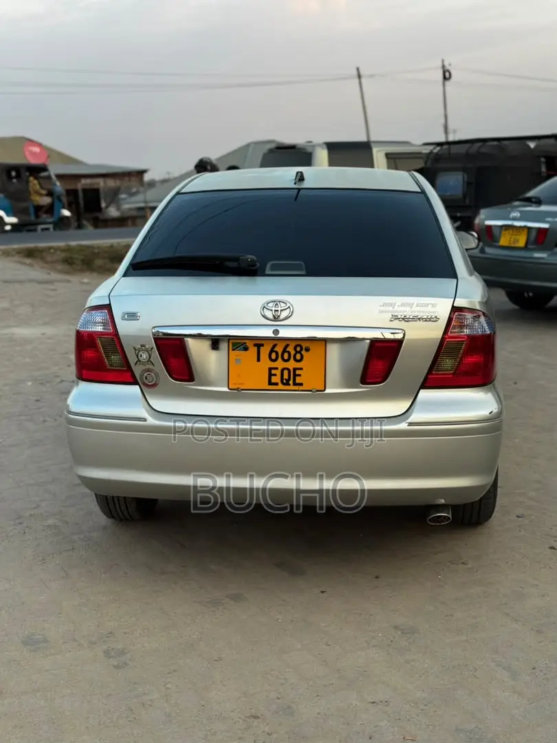Toyota Premio 2005 Silver