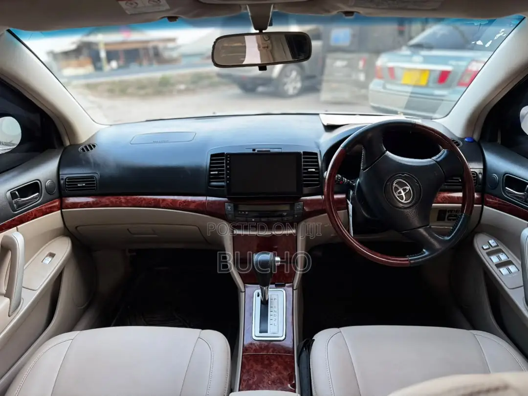 Toyota Premio 2005 Silver