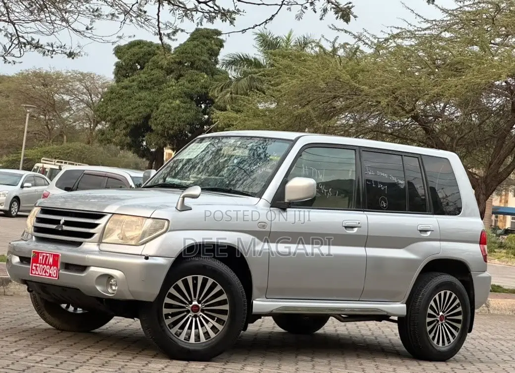 Mitsubishi Pajero 2008 Silver