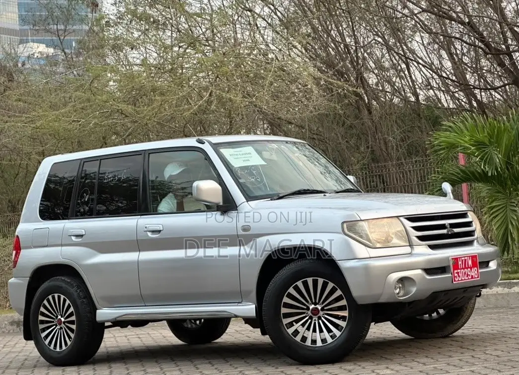 Mitsubishi Pajero 2008 Silver