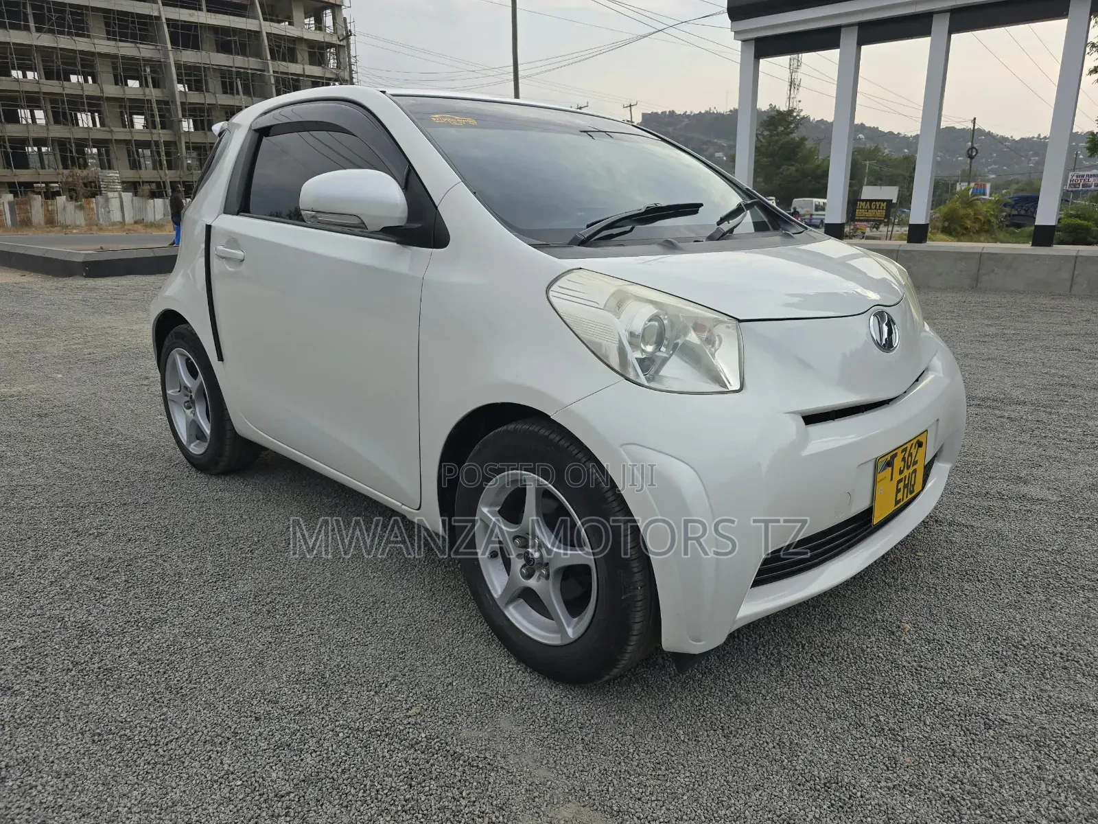 Toyota iQ 2008 White