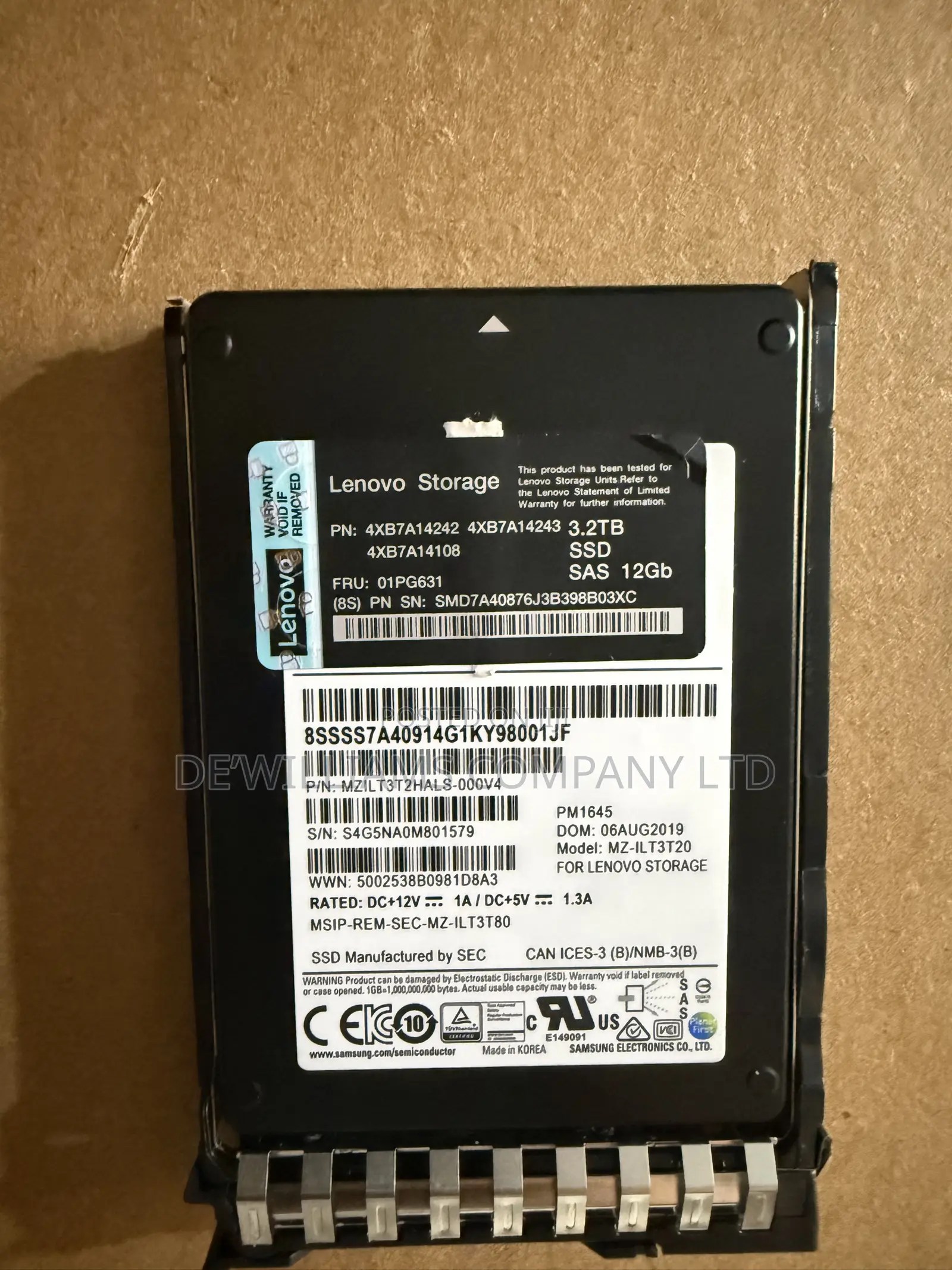 Server HDD and SSD